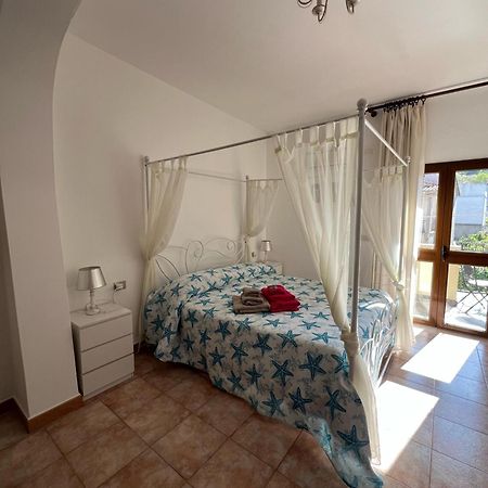 Bed And Breakfast Le Petunie Bari Sardo Exterior photo