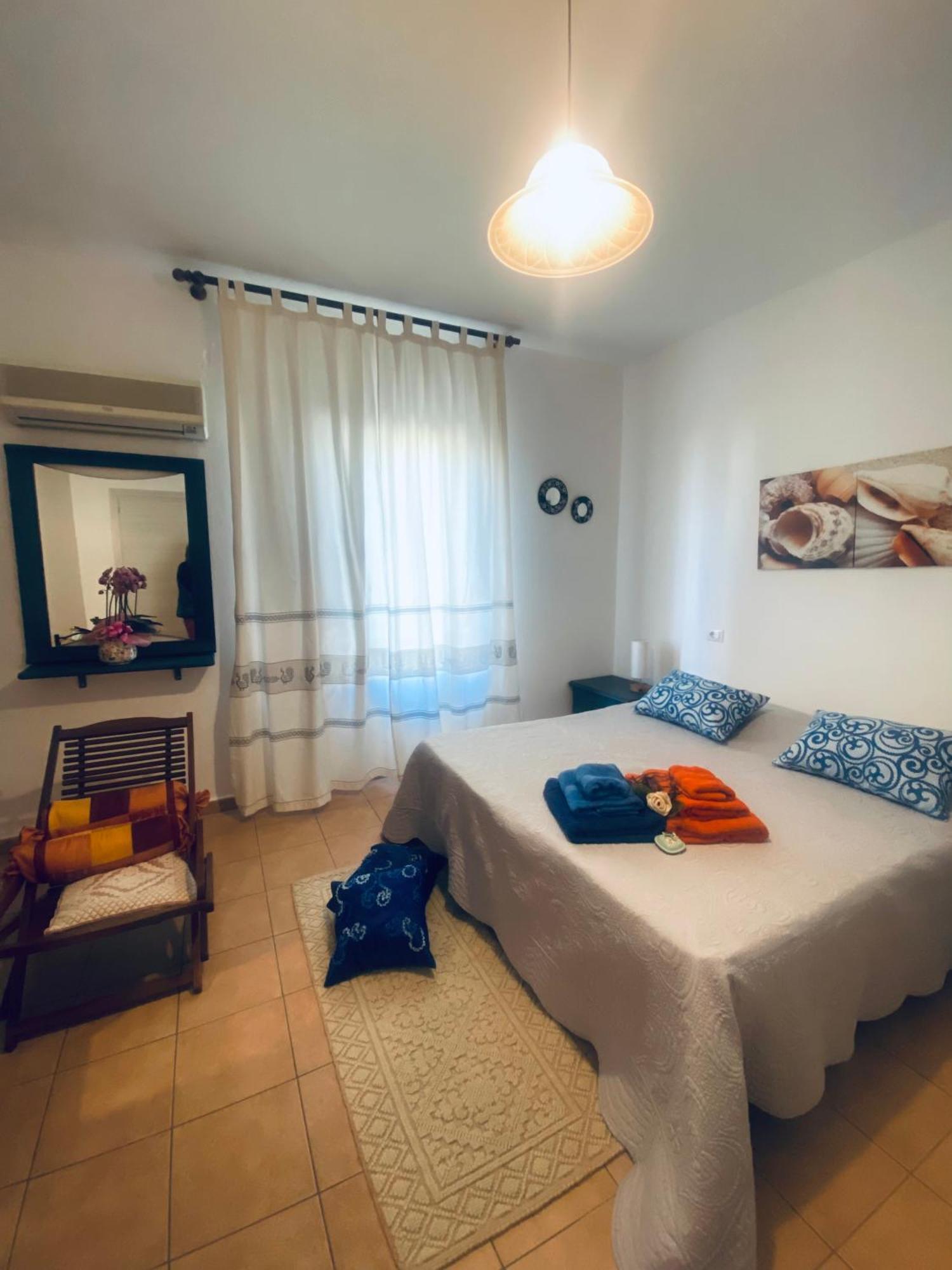 Bed And Breakfast Le Petunie Bari Sardo Exterior photo