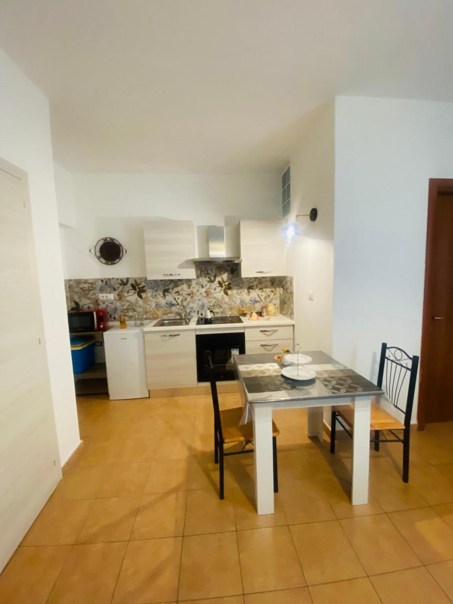 Bed And Breakfast Le Petunie Bari Sardo Exterior photo